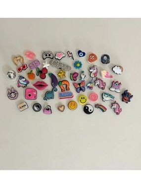 Crocs JIBBITZ Shoe Charms Pins Accessories Retro Lot of 46 Unicorns Smiley